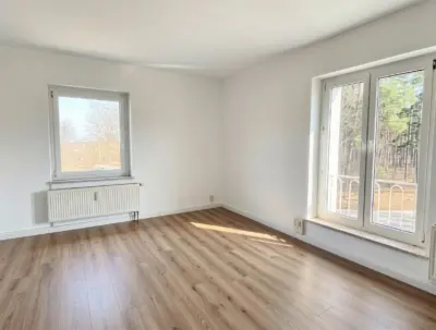 * Große und helle 3- Zimmerwohnung im Grünen *, 03149 Groß Schacksdorf, Wohnung