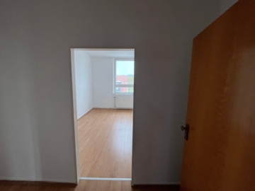 Hübsche 2 Zimmerwohnung mit Balkon, 47226 Duisburg (Rheinhausen), Wohnung