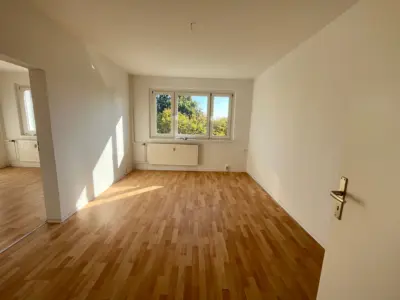 Schöne 2 Zimmer Wohnung mit weitem Ausblick, 04849 Bad Düben, Wohnung zur Miete