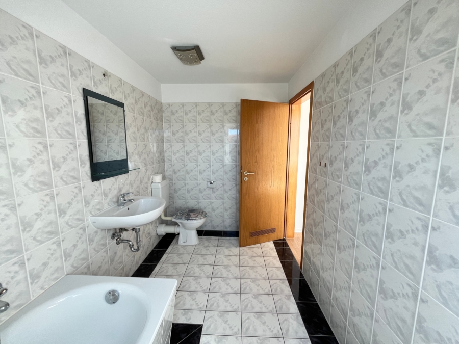 Badezimmer im Obergeschoss