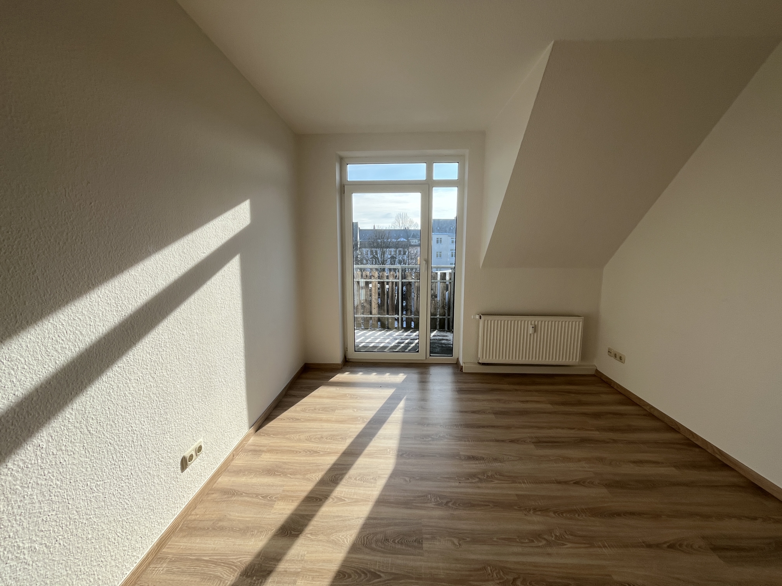 Schlafzimmer mit Balkon