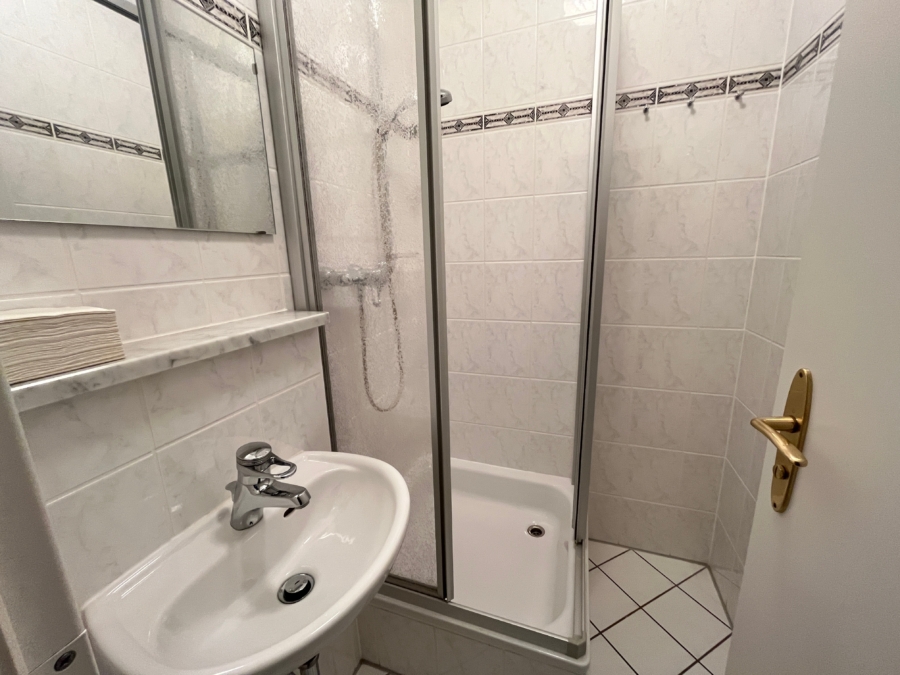 Bad mit Dusche