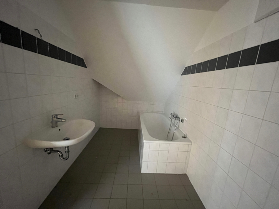 Bad mit Wanne