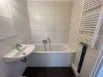 Bad mit Wanne
