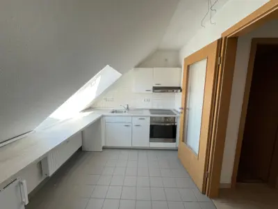 Dachgeschoss-Traum mit Einbauküche, 38820 Halberstadt, Wohnung