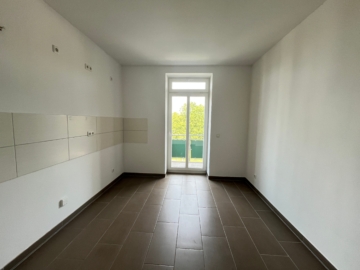 Großzügige Wohnung mit Balkon, Aufzug und optionalem Parkplatz am beliebten Kaßberg, 09112 Chemnitz (Kaßberg), Erdgeschosswohnung
